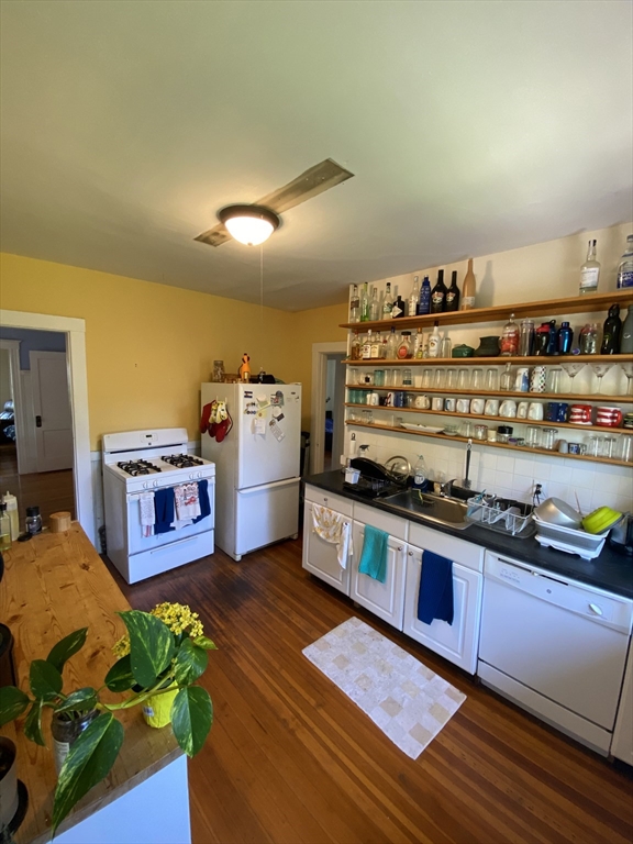 14 Upland # 2 Property Photo 16
