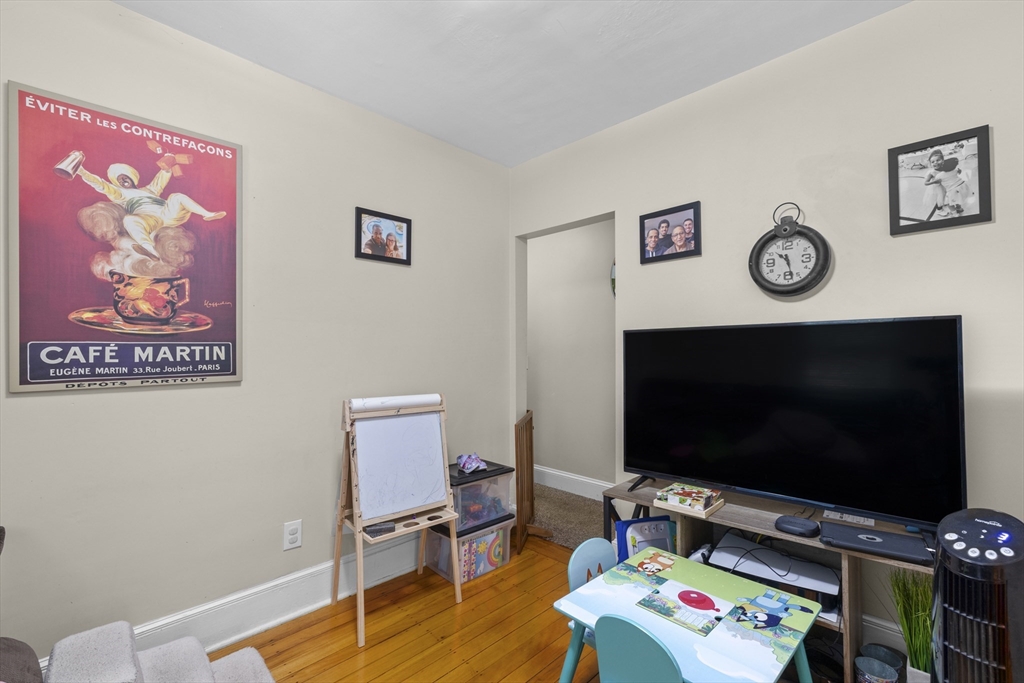 20 Walter St Property Photo 7