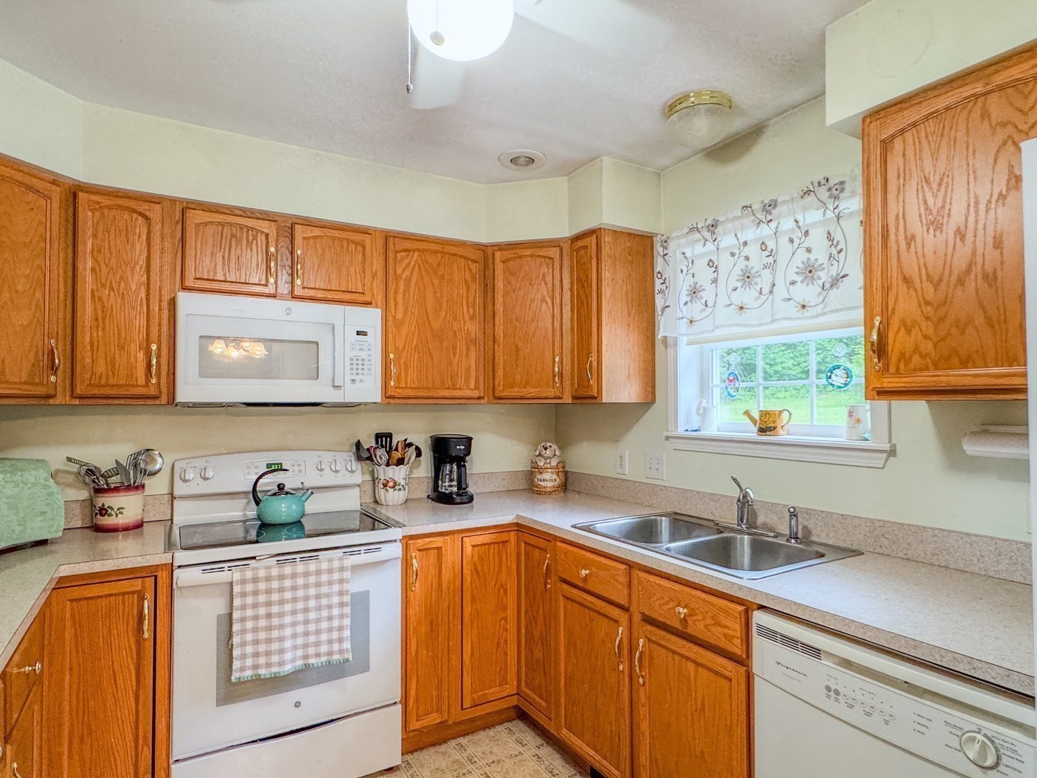 468 Tunnel Road Property Photo 7