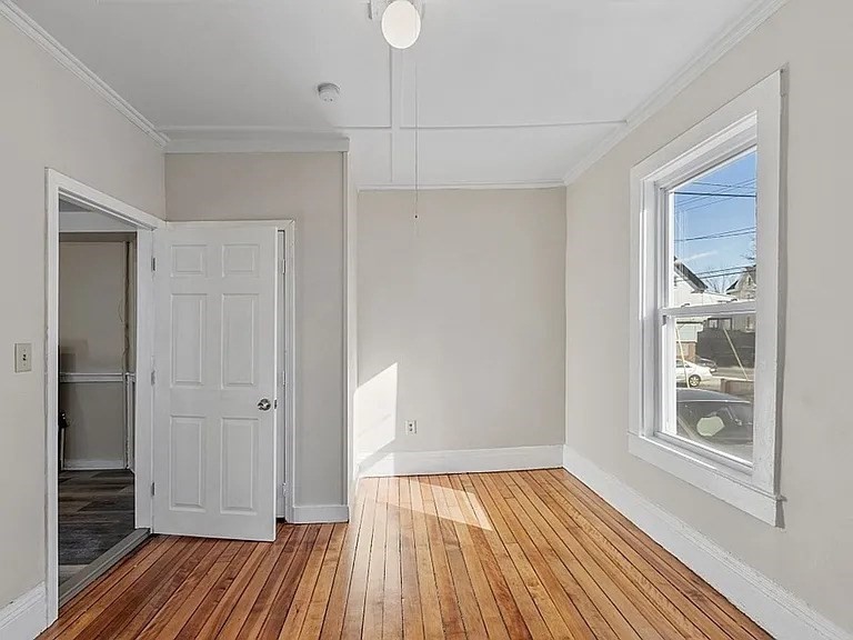 2 Grove St Property Photo 2
