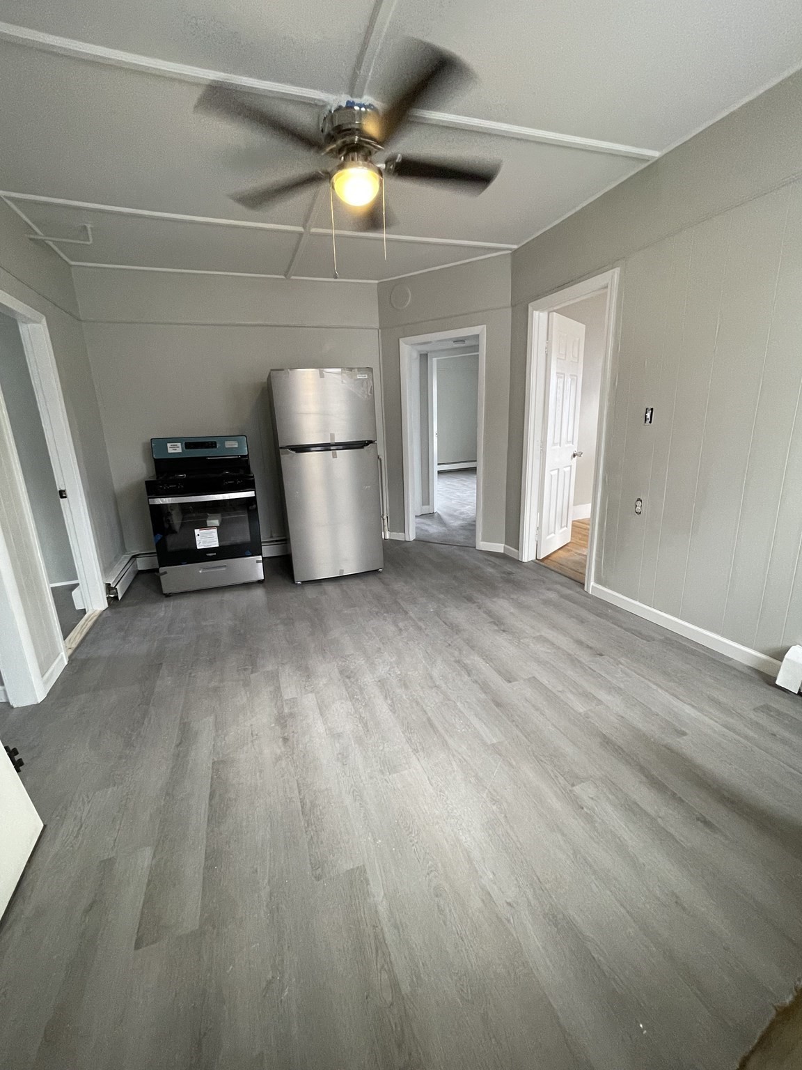 2 Grove St Property Photo 6