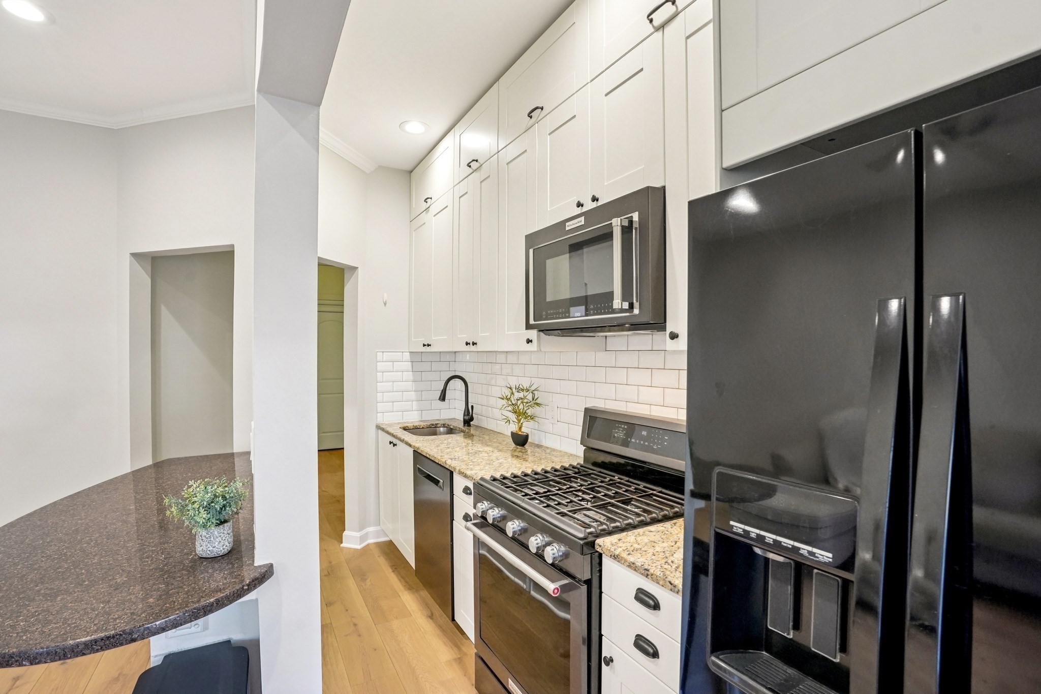 1870 Commonwealth Ave # 1 Property Photo 4