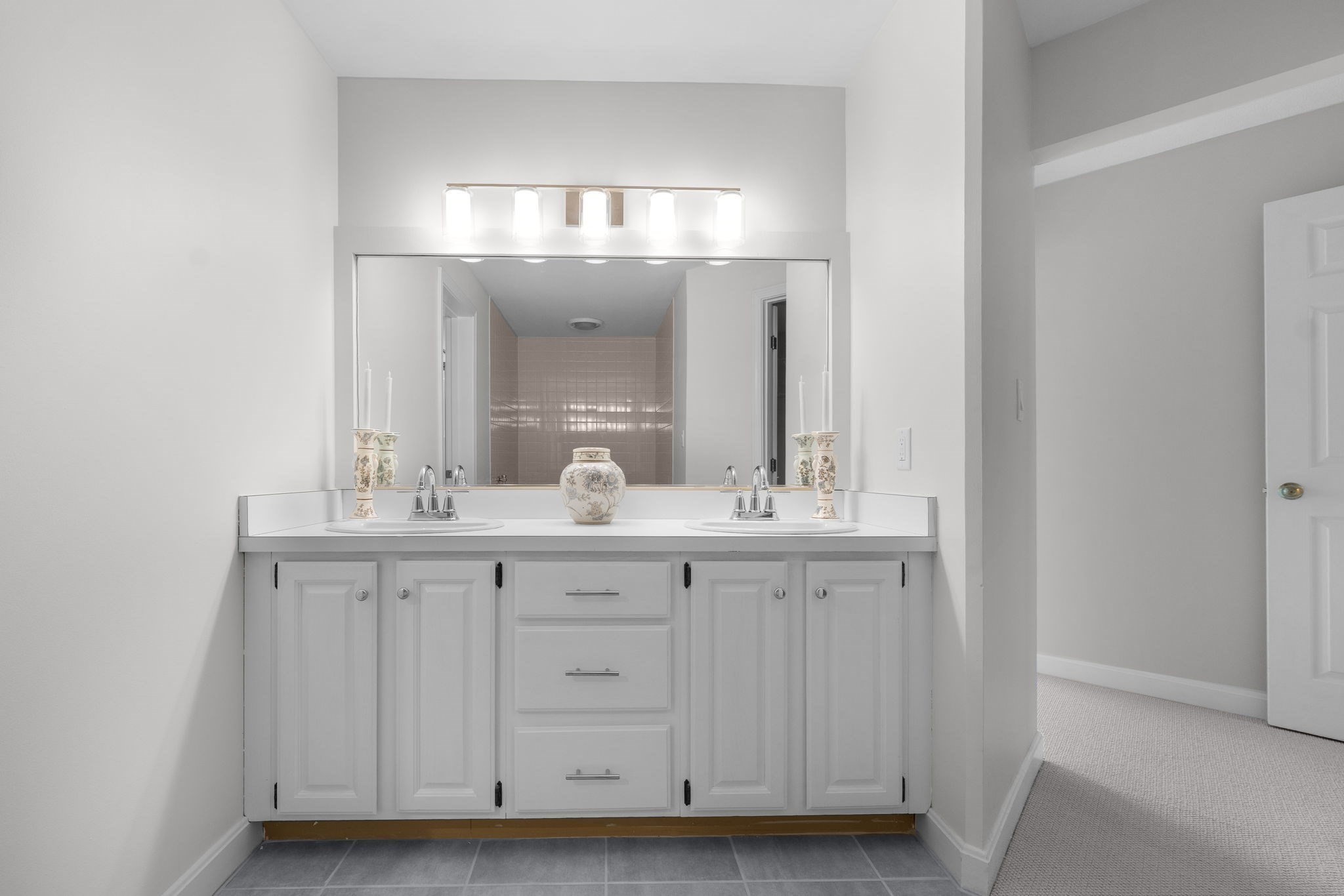 9 Park Ave # 602 Property Photo 15