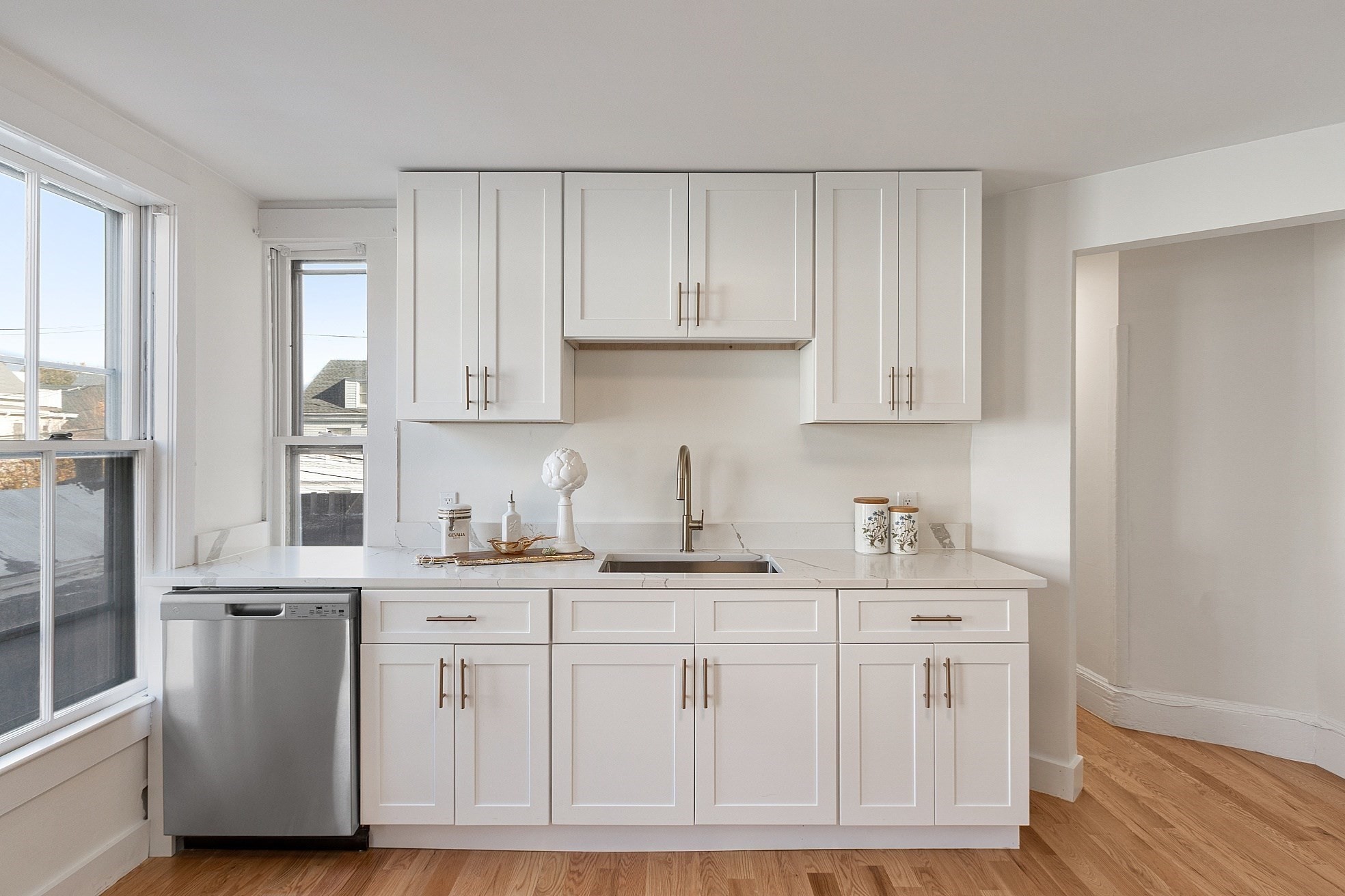 54 Bonair Street # 1B Property Photo 1