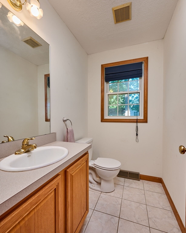 28 Admiral Street Property Photo 10