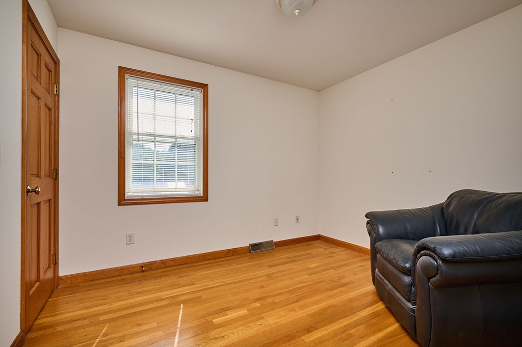 28 Admiral Street Property Photo 16