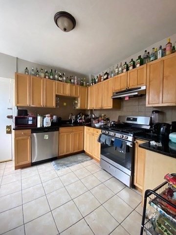10 Glenville Ave # 3 Property Photo 1