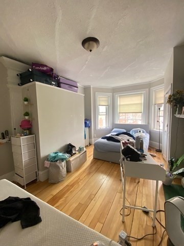 10 Glenville Ave # 3 Property Photo 6