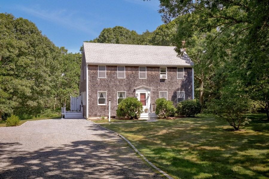 52 Oak Knoll Property Photo 1