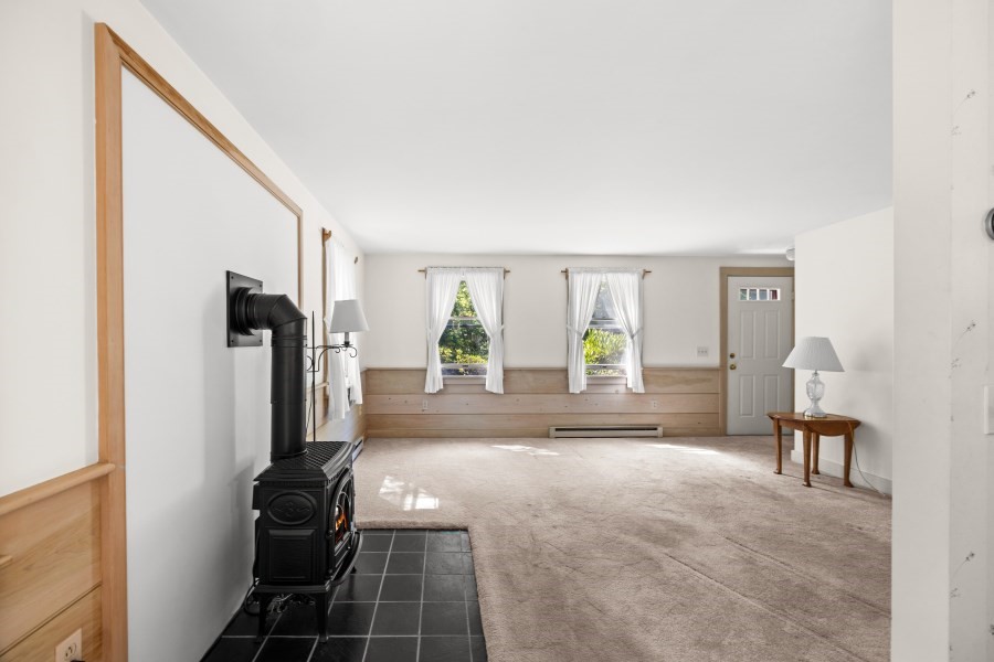 52 Oak Knoll Property Photo 13