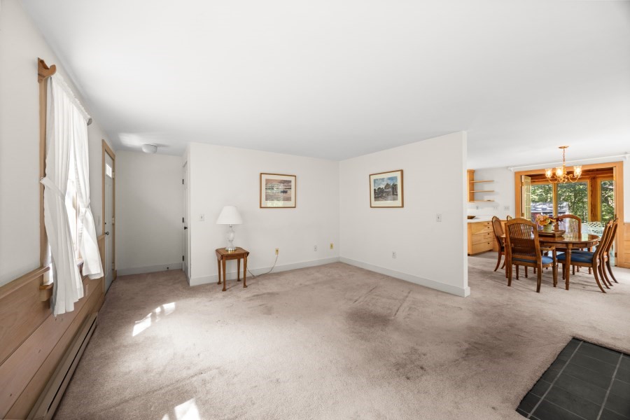 52 Oak Knoll Property Photo 14