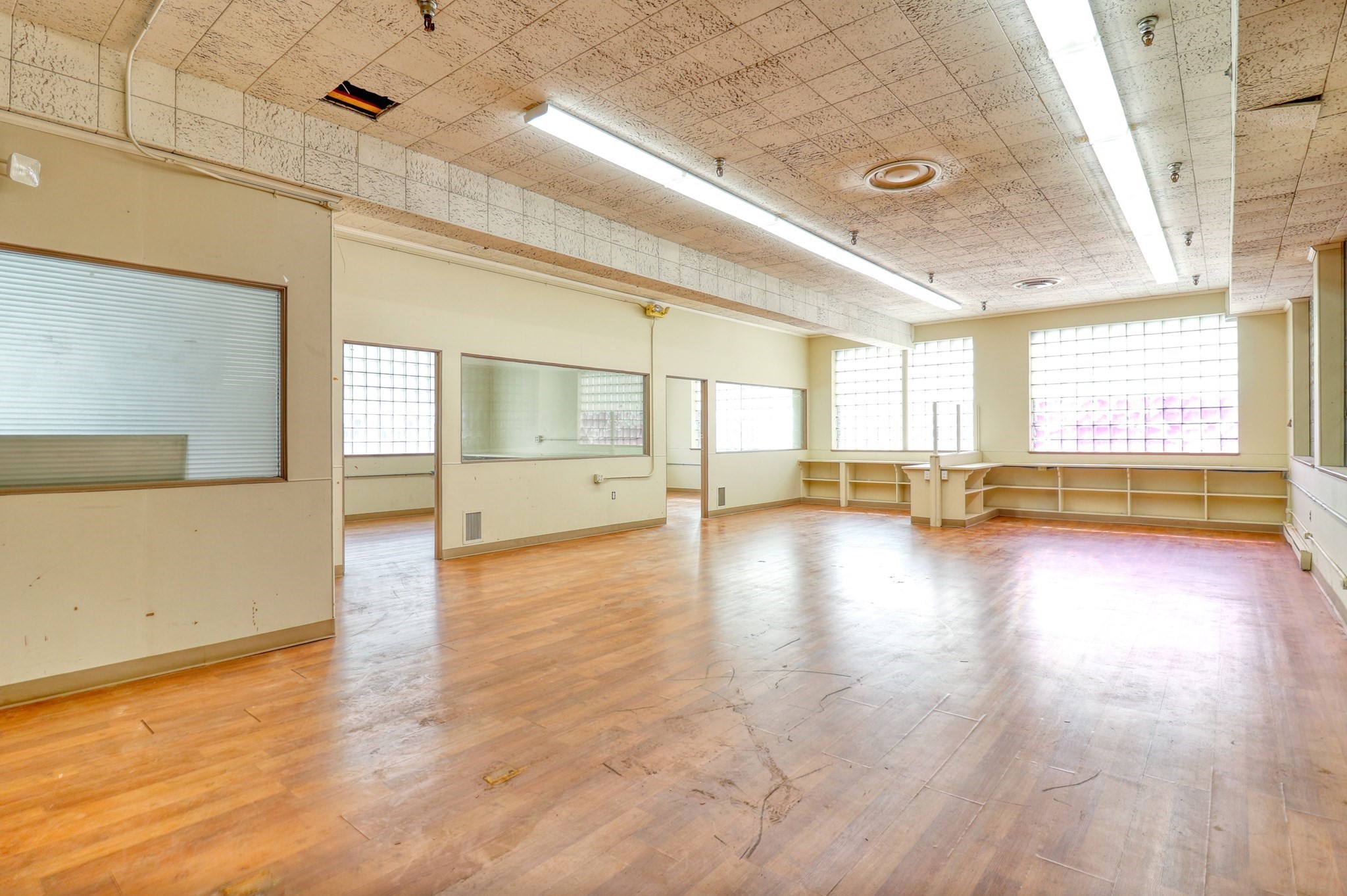 250 Canal Street Property Photo 3