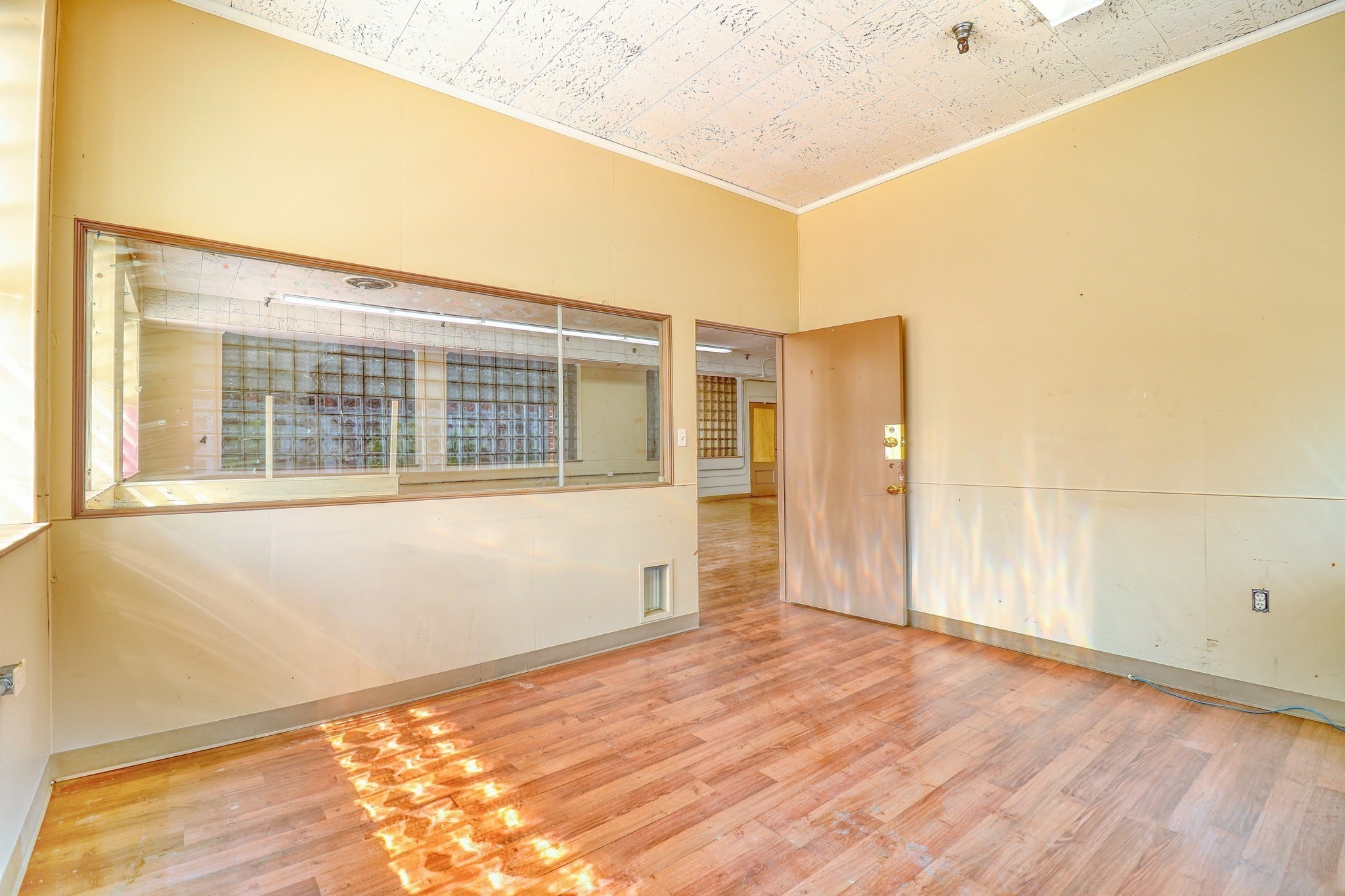250 Canal Street Property Photo 8