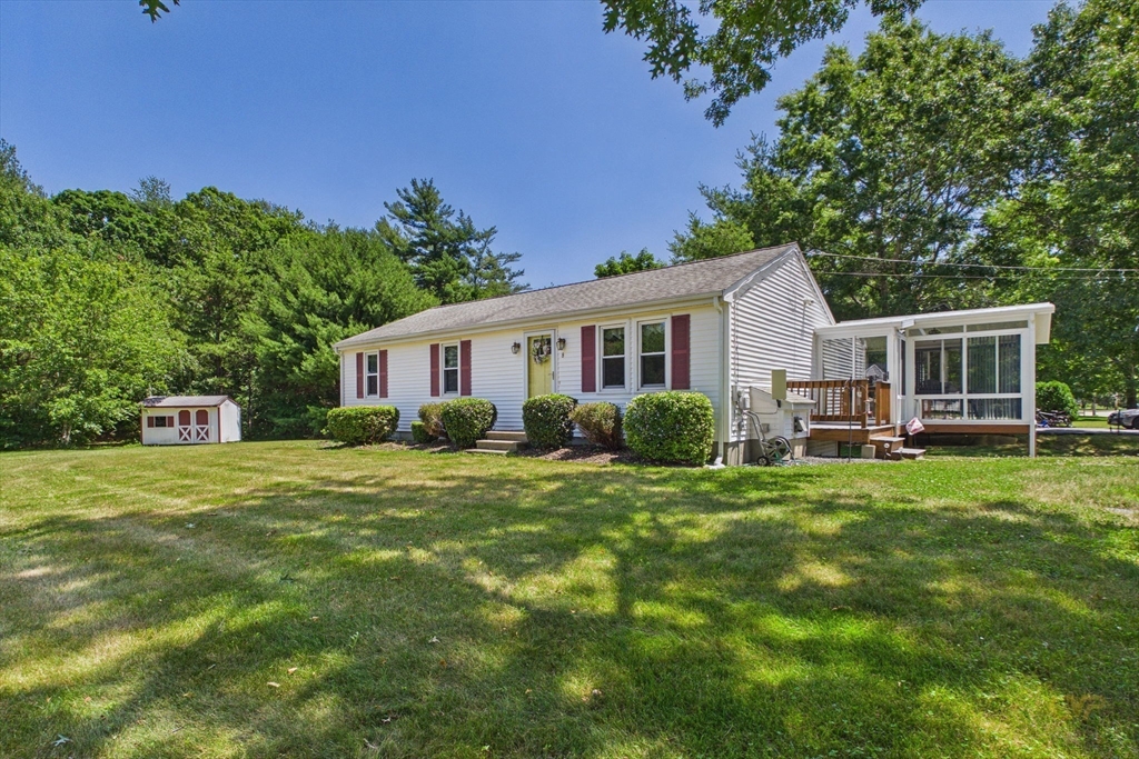 8 Cotuit Rd Property Photo 1