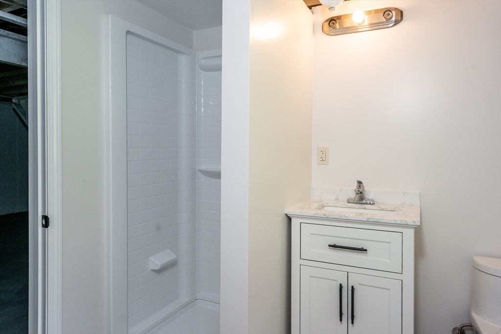 100 Farmersville Road Property Photo 32