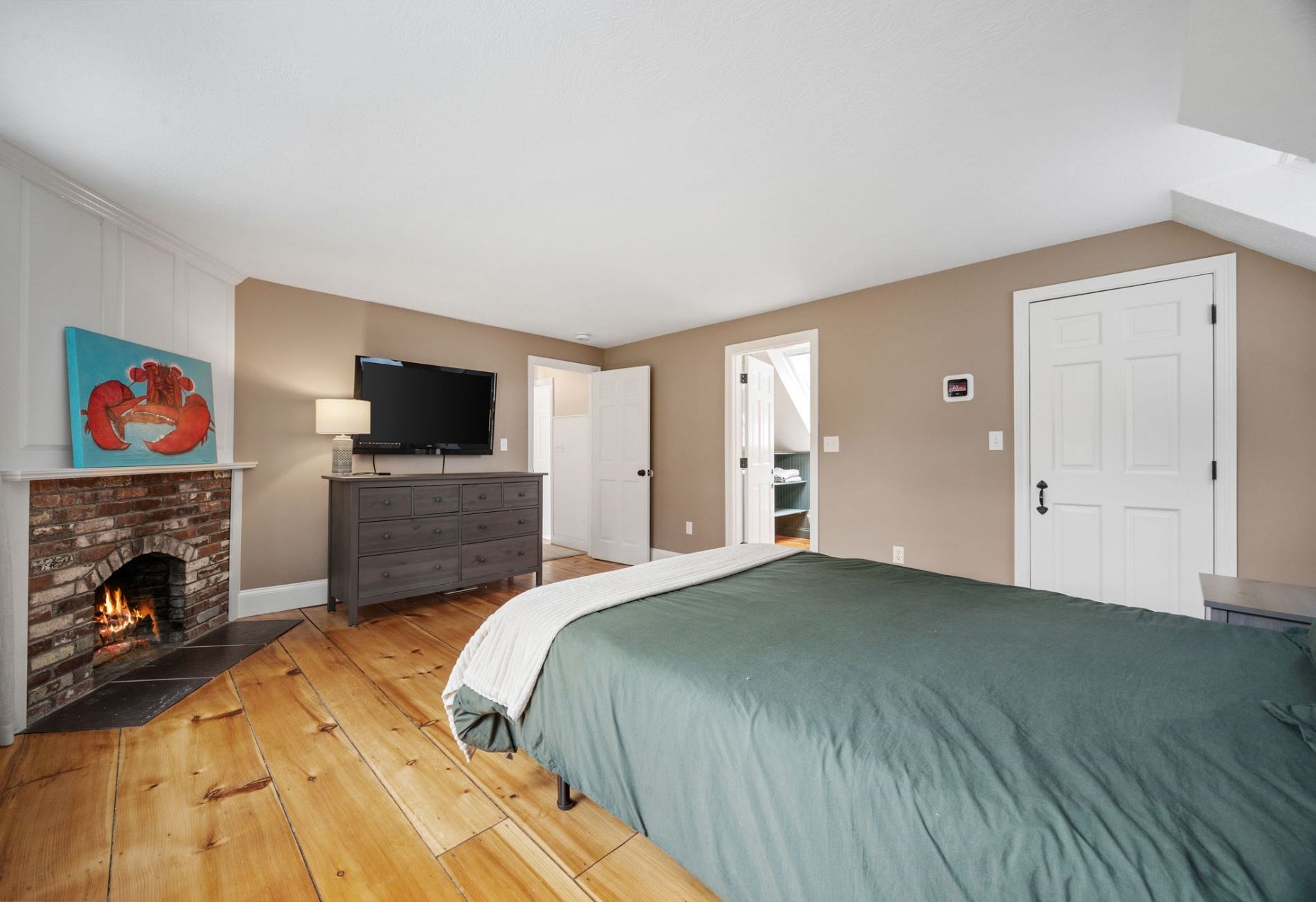 908 Main St Property Photo 22