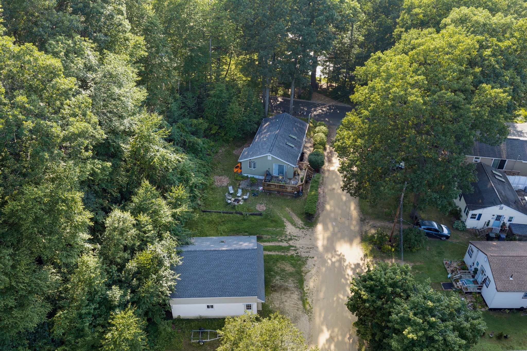 2 Roberts Park Rd Property Photo 9