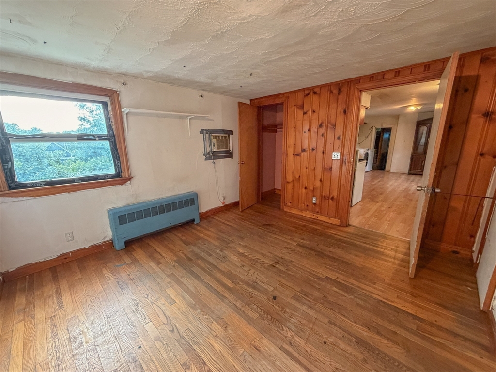 32 Oliver St Property Photo 7