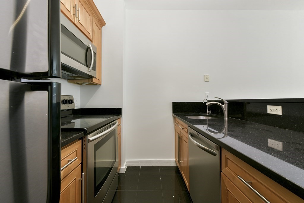 534 Beacon Street # 103 Property Photo 3