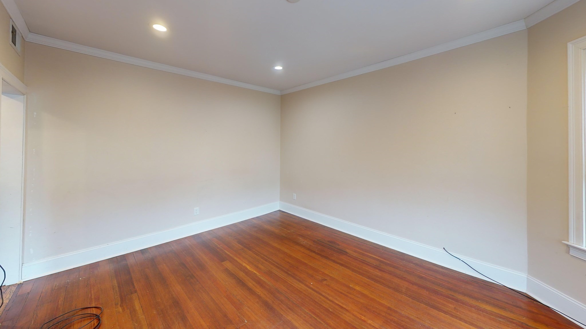 47 Iffley St # 2 Property Photo 7