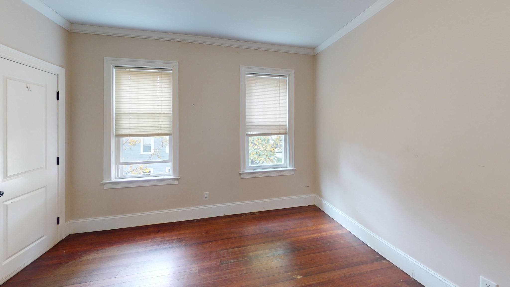 47 Iffley St # 2 Property Photo 8