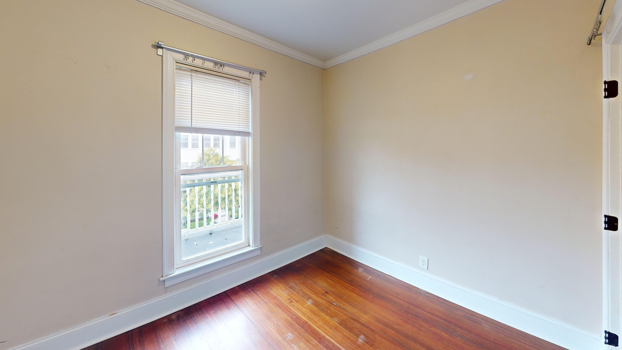 47 Iffley St # 2 Property Photo 12