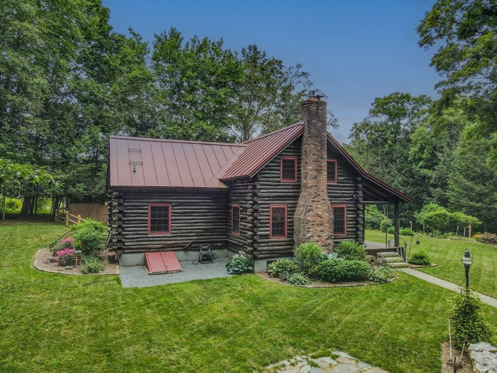 53 S. Schoolhouse Road Property Photo 1
