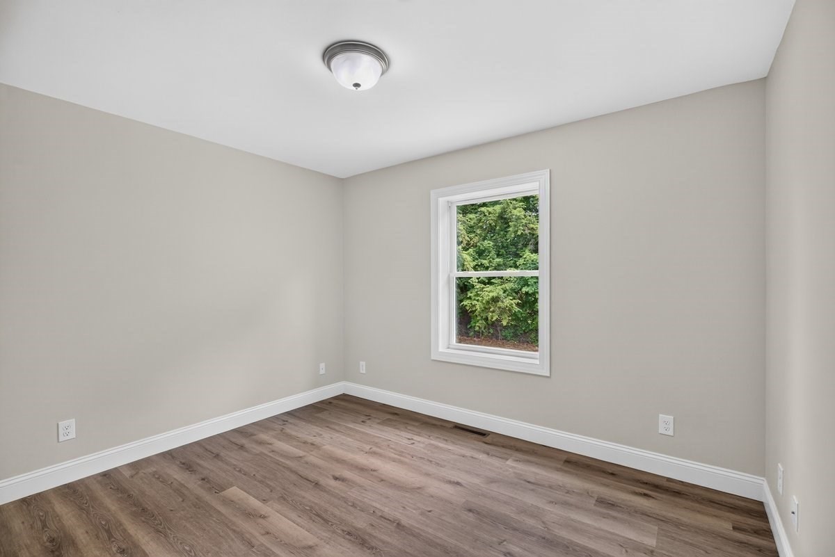 74 West St Property Photo 12
