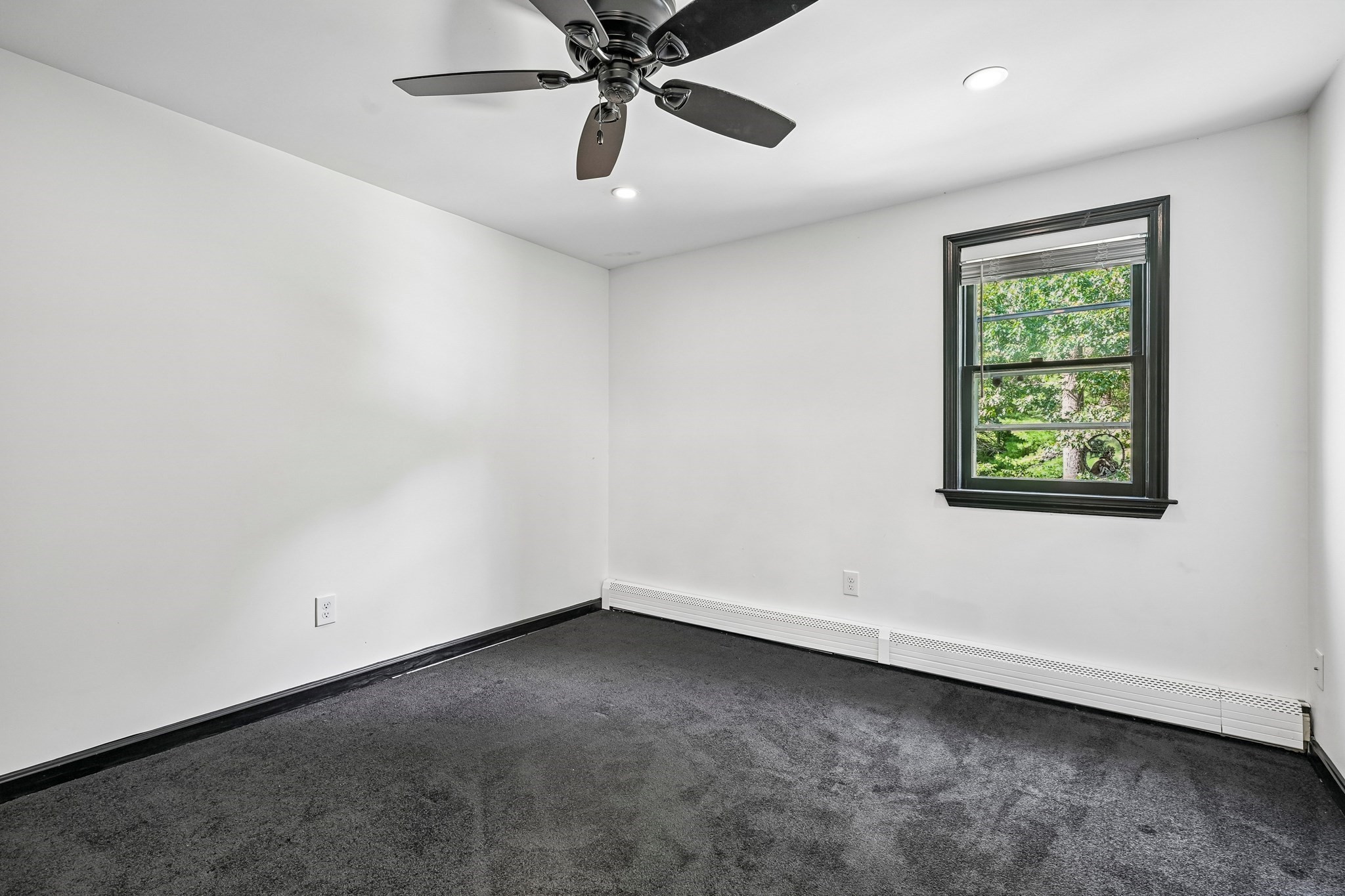 6 Susan Cir Property Photo 28