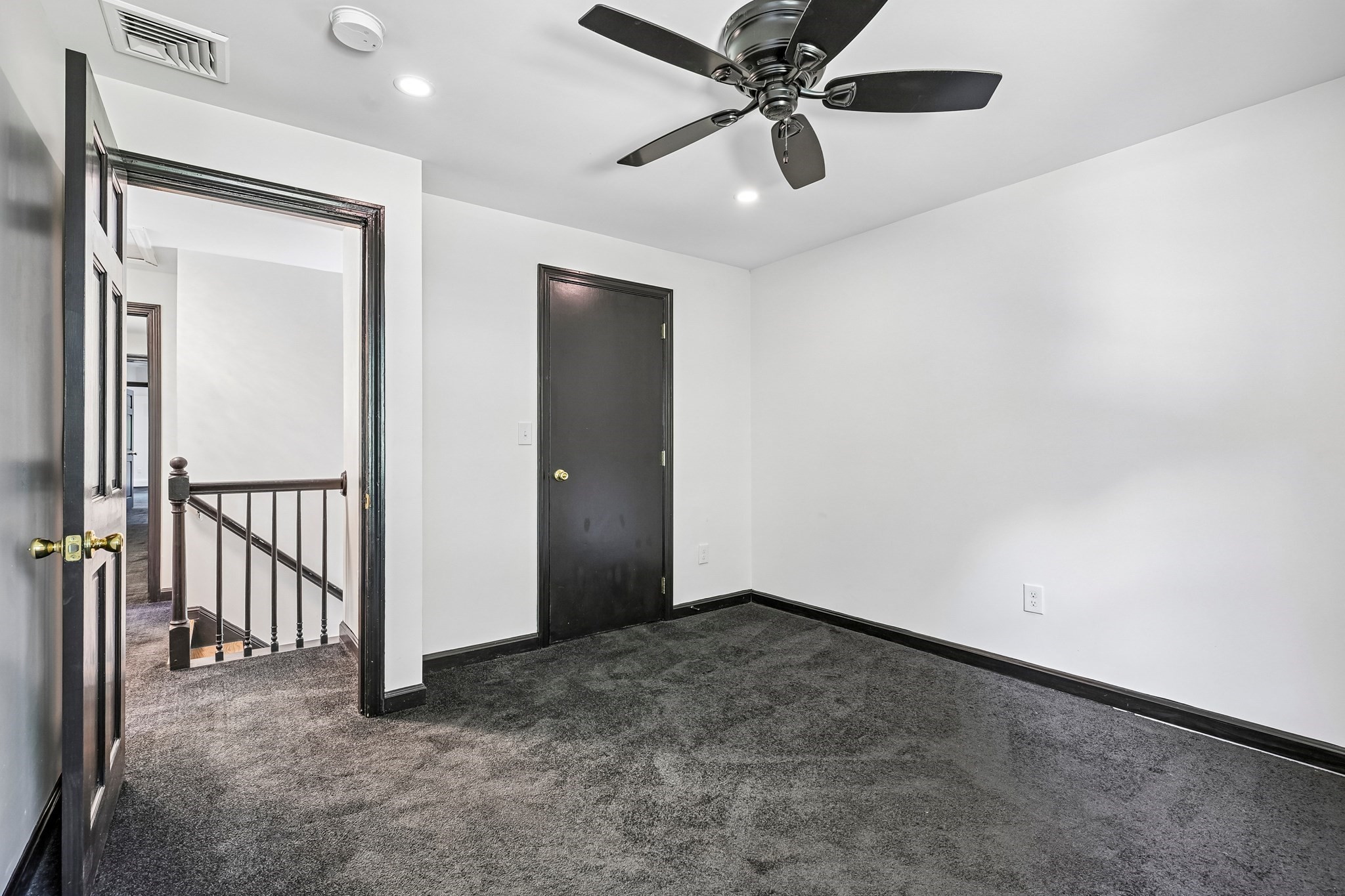 6 Susan Cir Property Photo 32