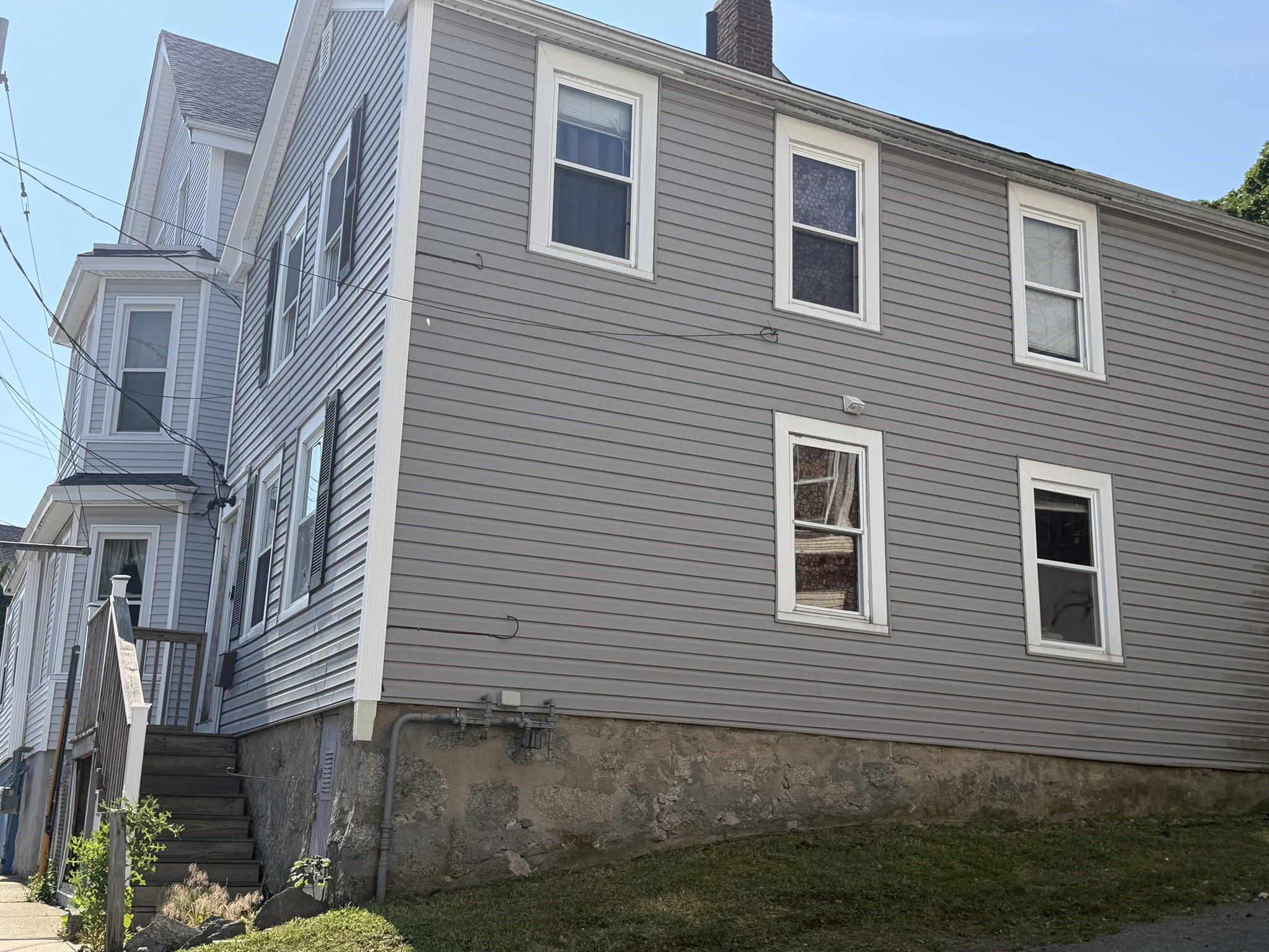 149 Franklin St Property Photo 2