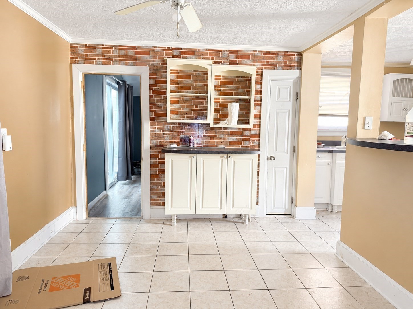 149 Franklin St Property Photo 10