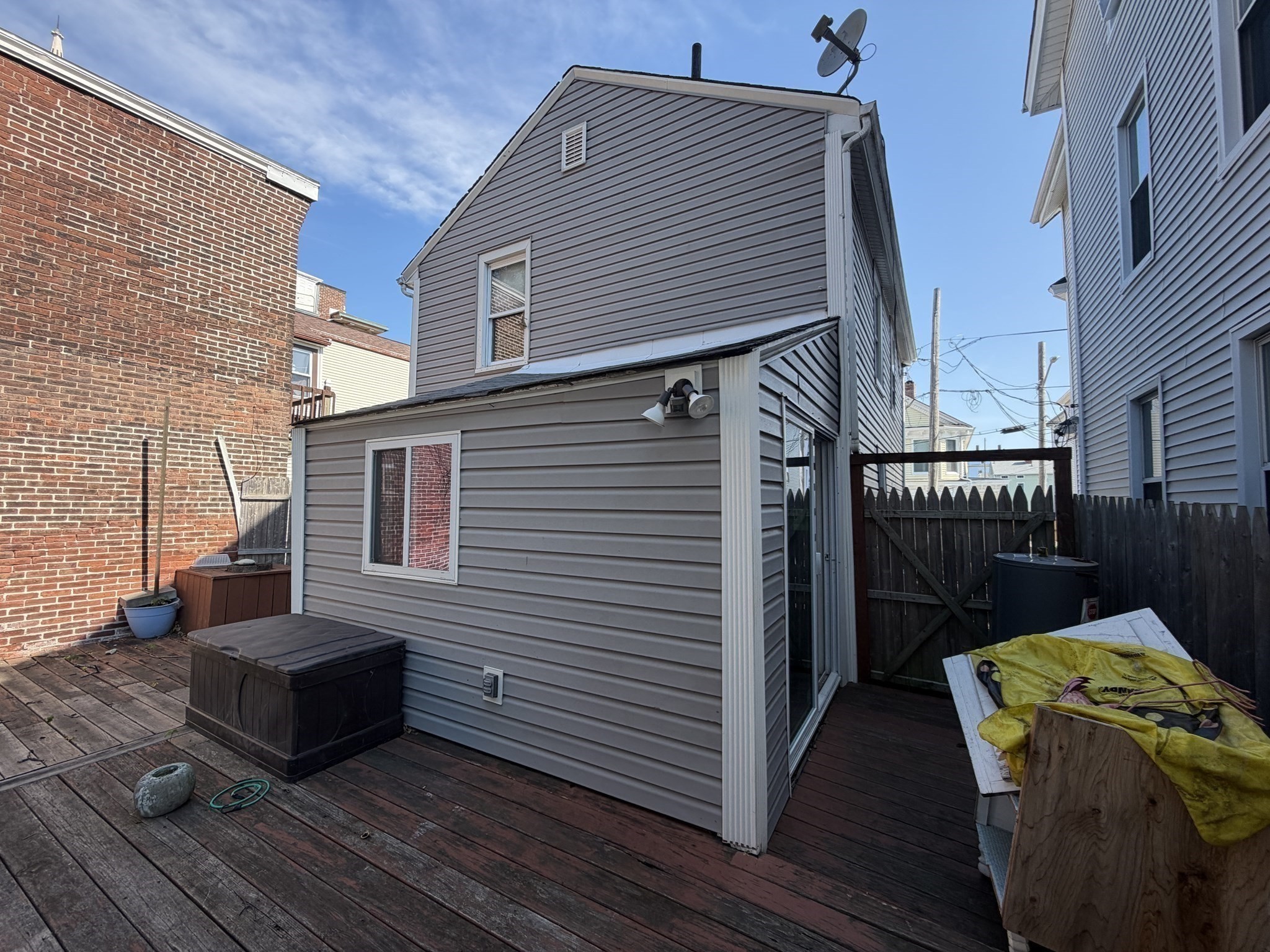 149 Franklin St Property Photo 22