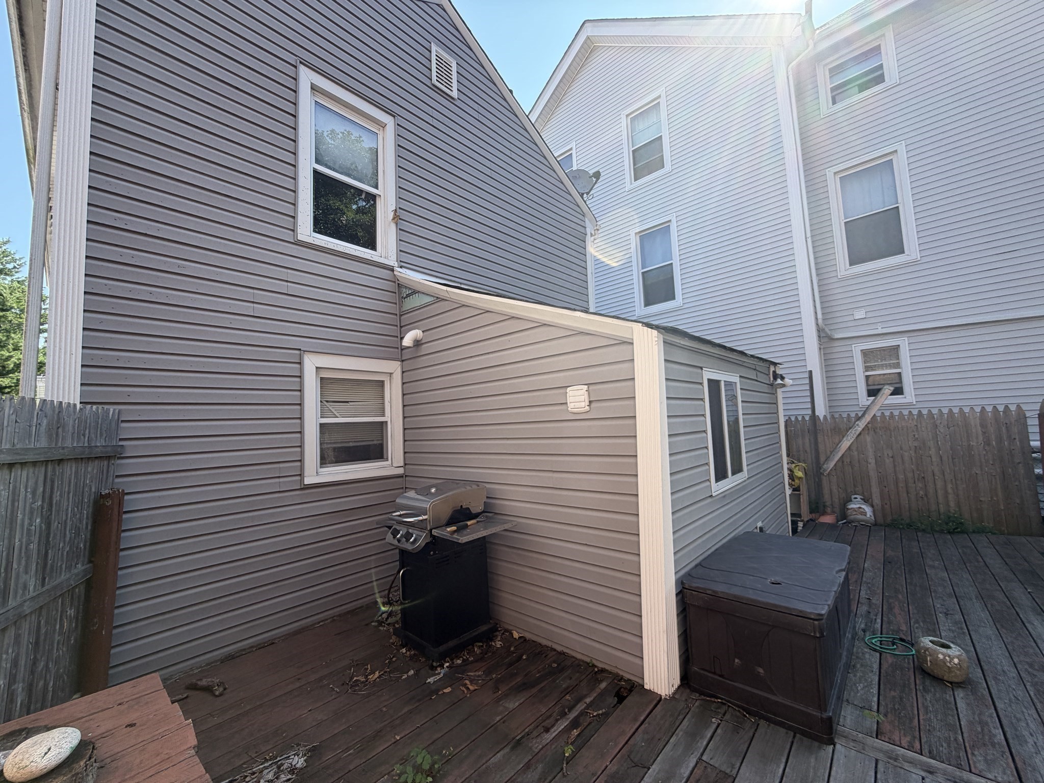 149 Franklin St Property Photo 23