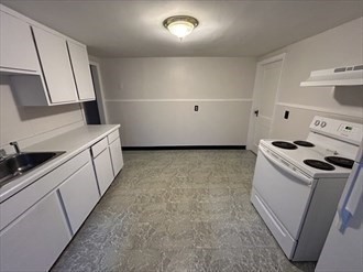 11 Edgewood St # 3 Property Photo 7
