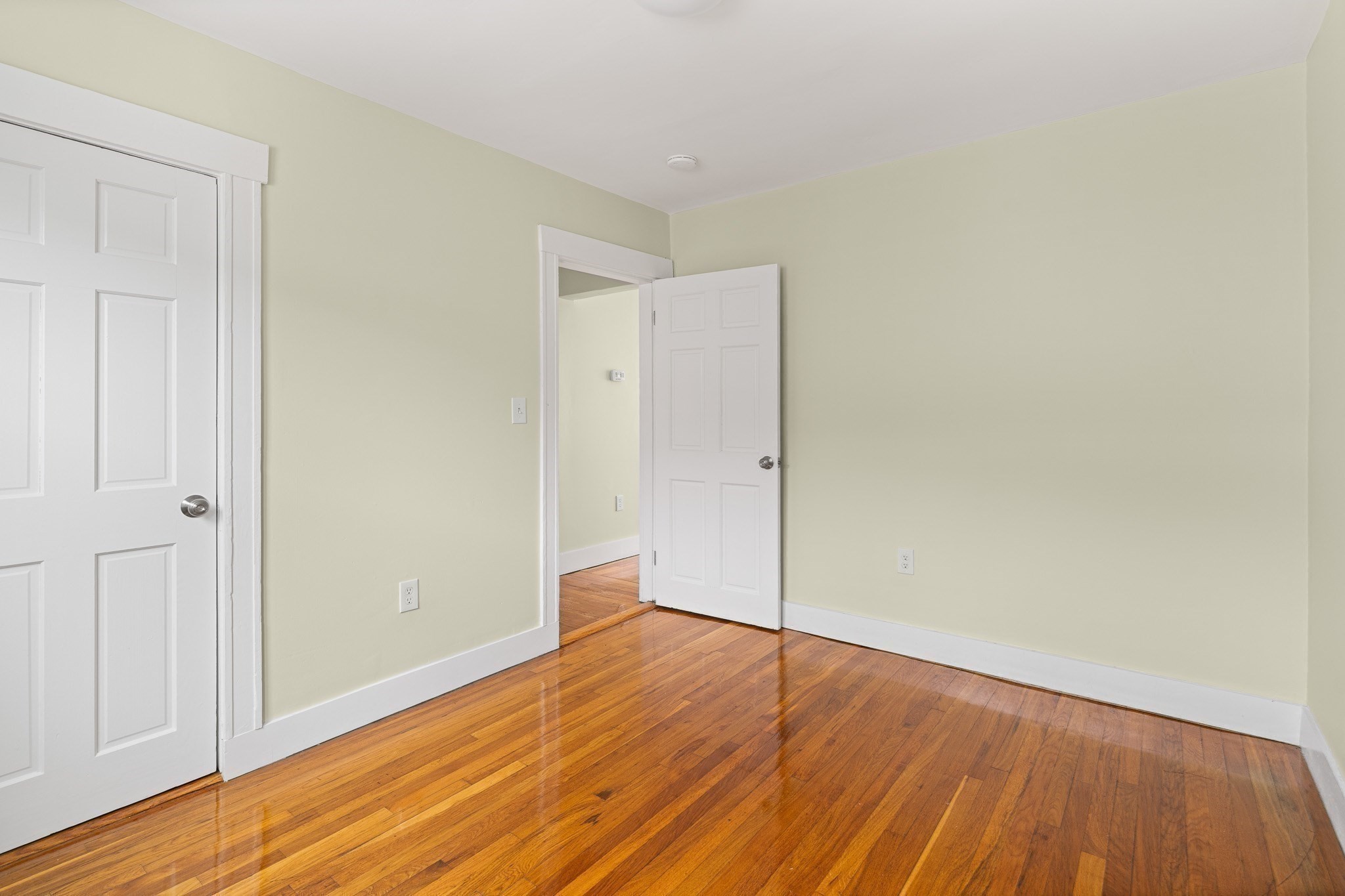 43 Wentworth St # 1 Property Photo 5