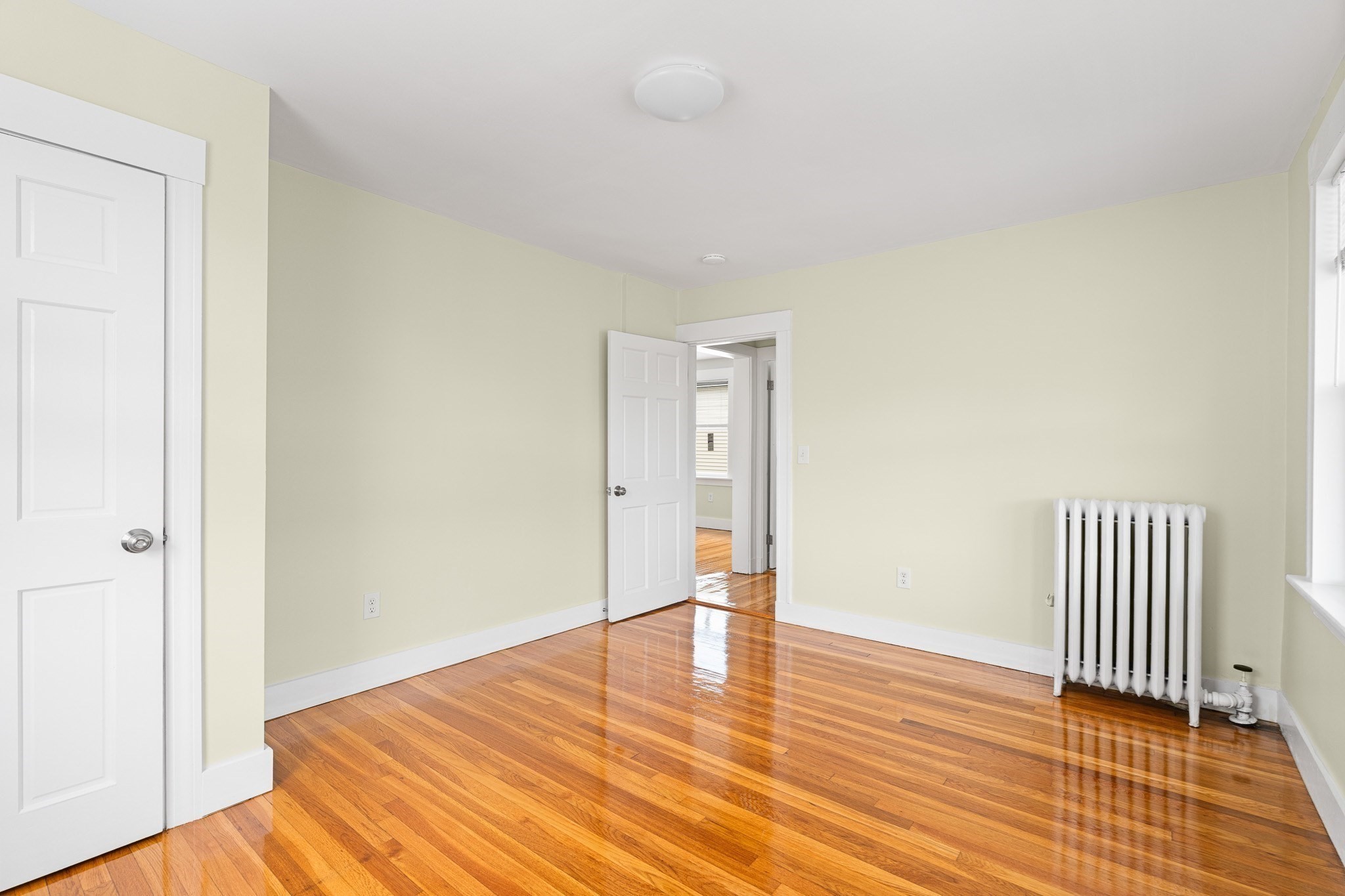 43 Wentworth St # 1 Property Photo 6