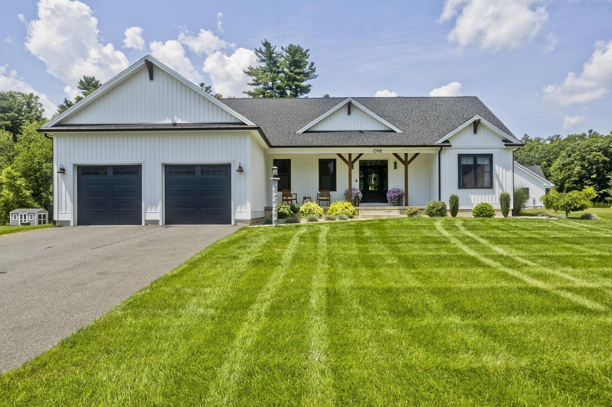1 Honeybird Run Property Photo 3