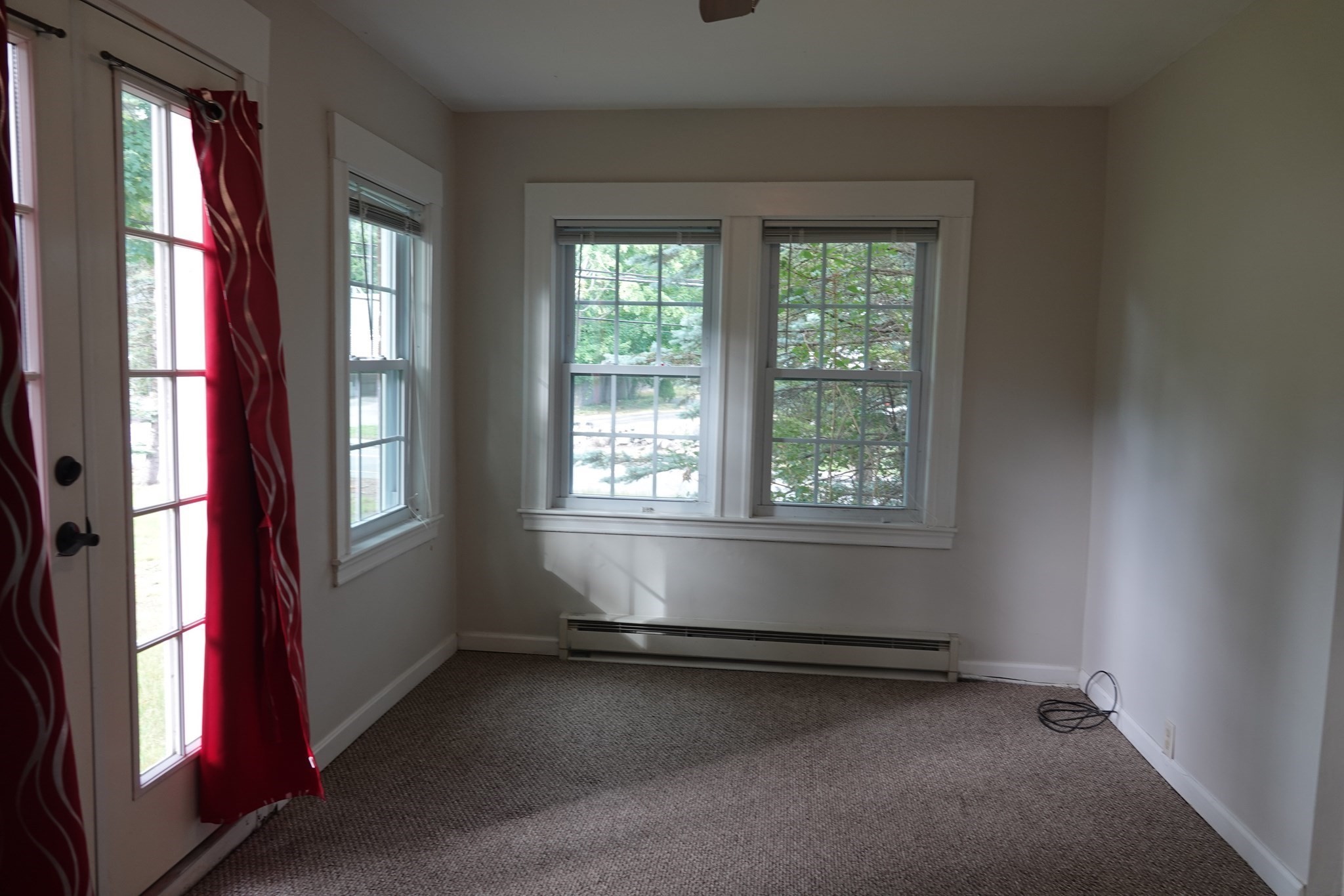80 Center St Property Photo 13