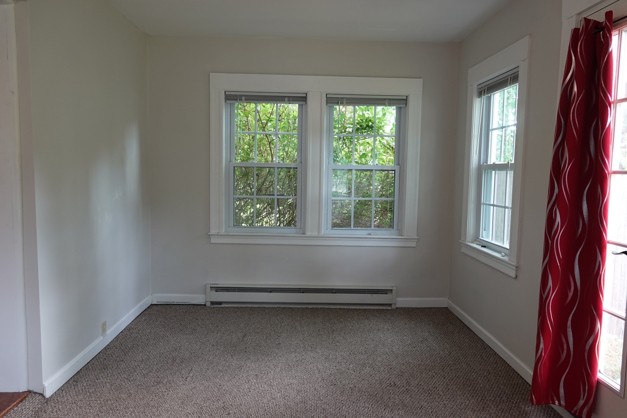 80 Center St Property Photo 15