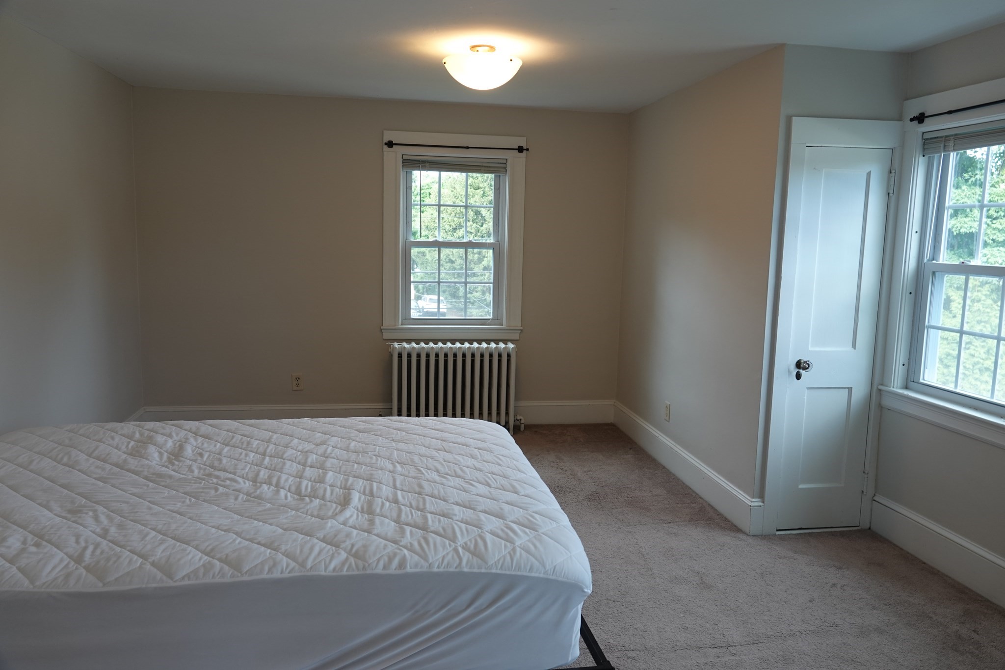 80 Center St Property Photo 23