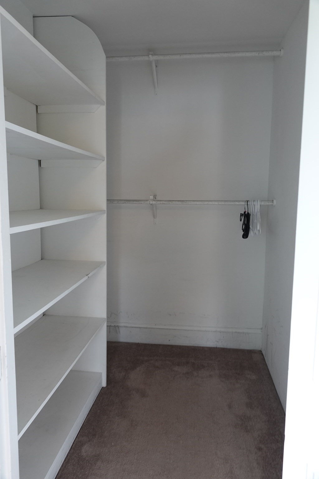 80 Center St Property Photo 25