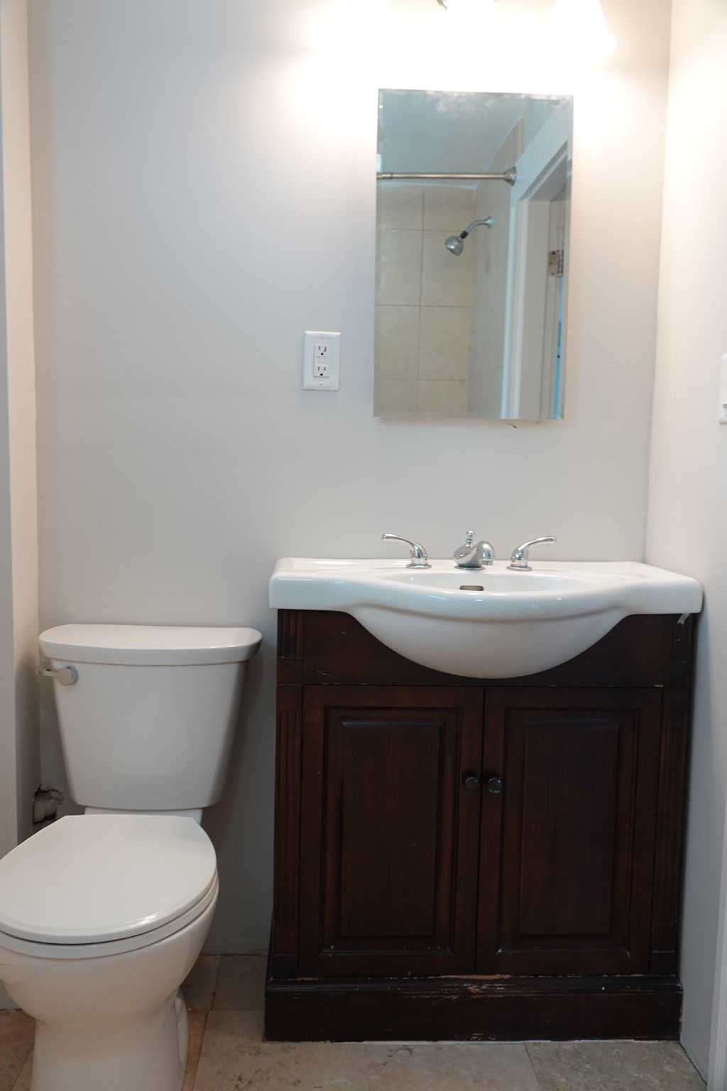 80 Center St Property Photo 26