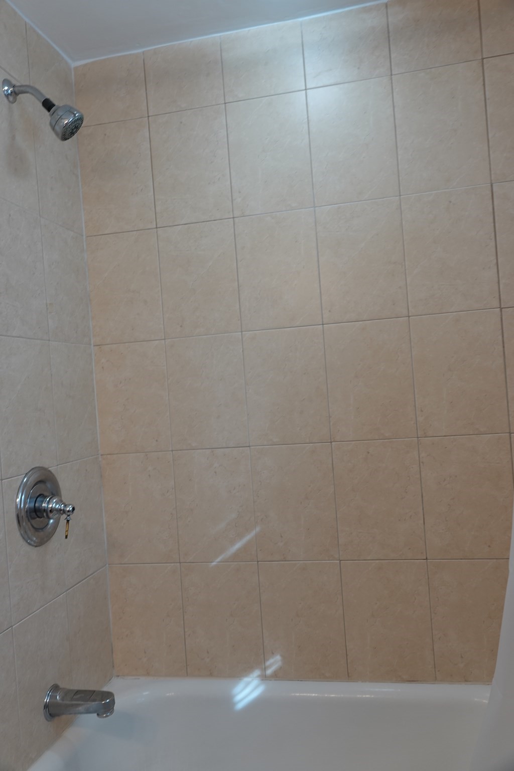 80 Center St Property Photo 27