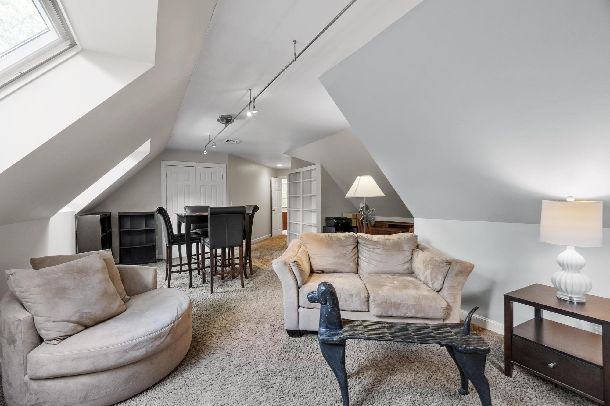 54 William Street Property Photo 26