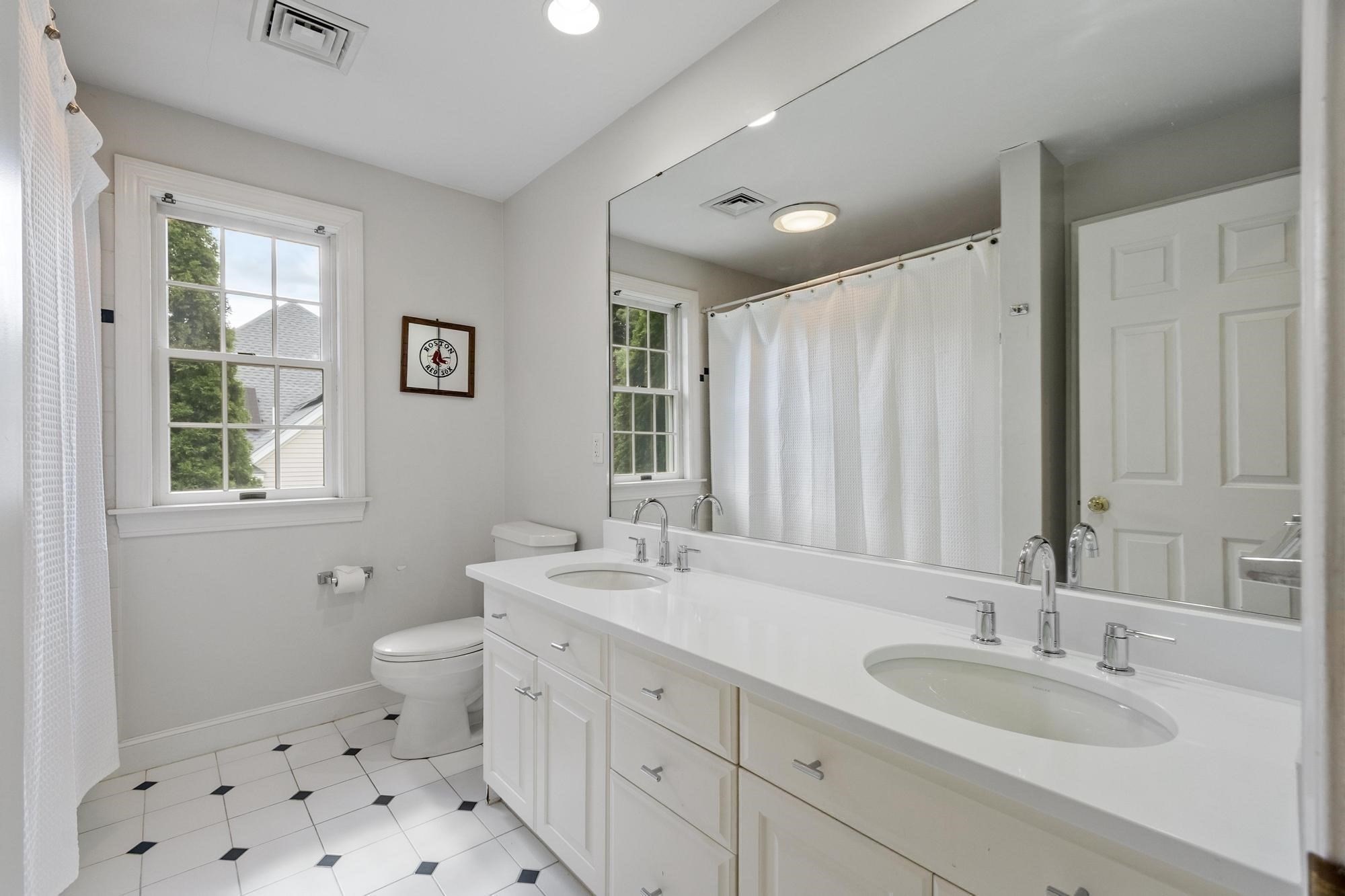 54 William Street Property Photo 31