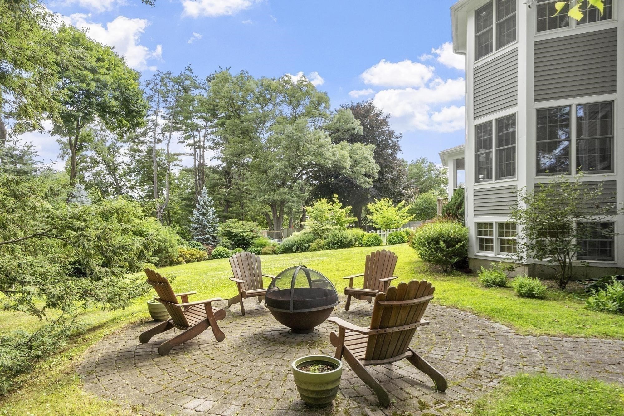 54 William Street Property Photo 38