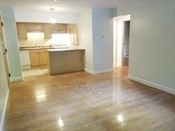 9 Commonwealth Ct # 7 Property Photo 3