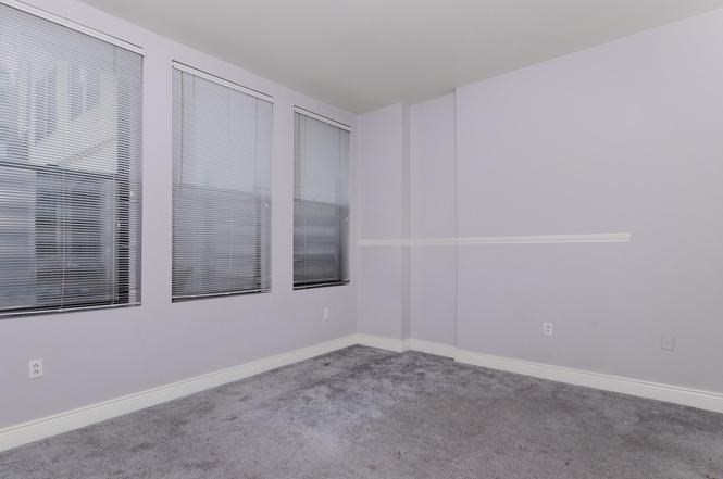 4 Charlesgate E # 105 Property Photo 8