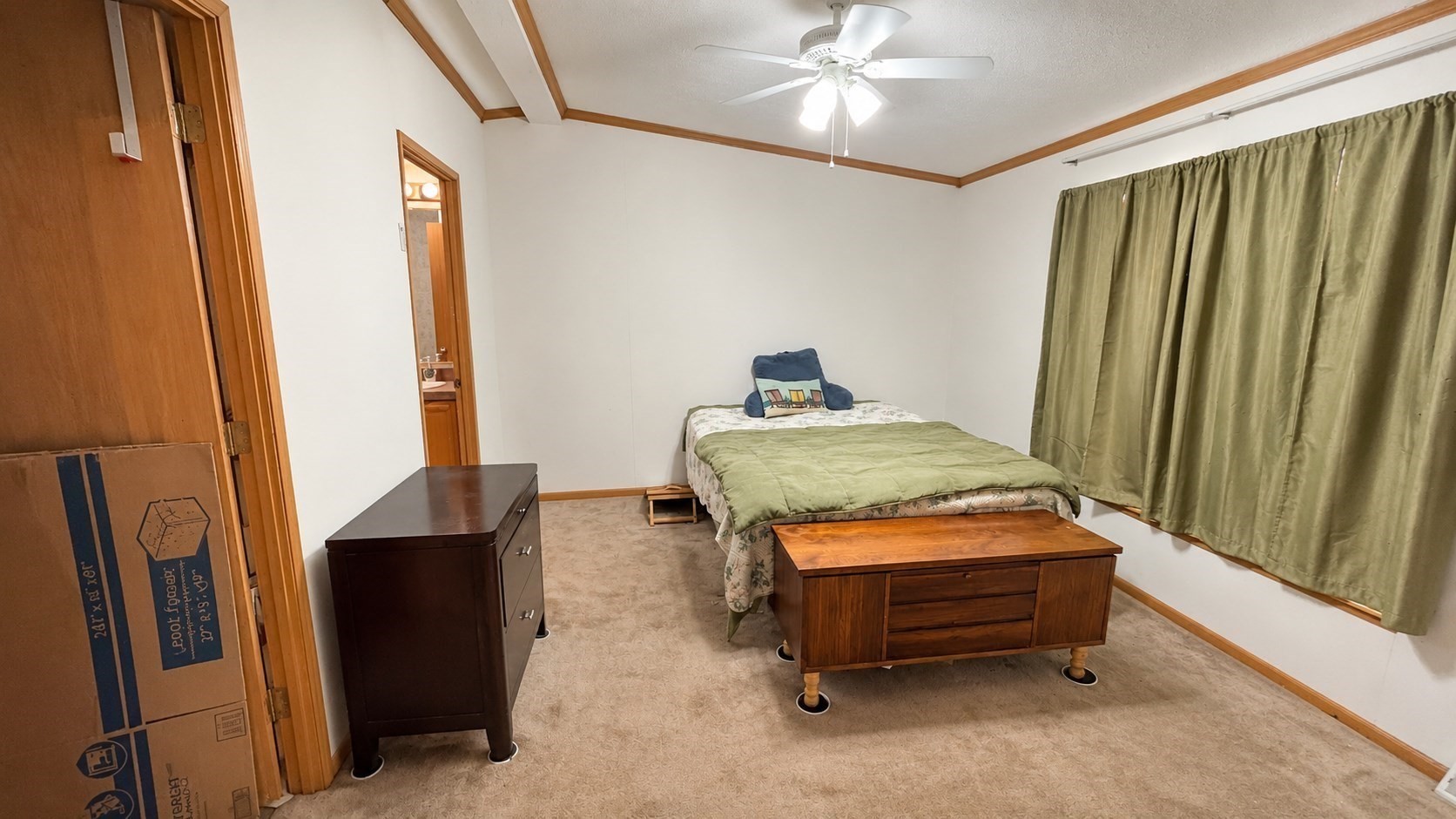 1 Breezy Bend Property Photo 11
